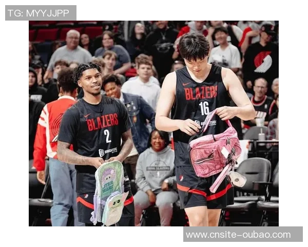 杨瀚森小组赛三战全休球队战绩喜忧参半何时迎来NBA首秀