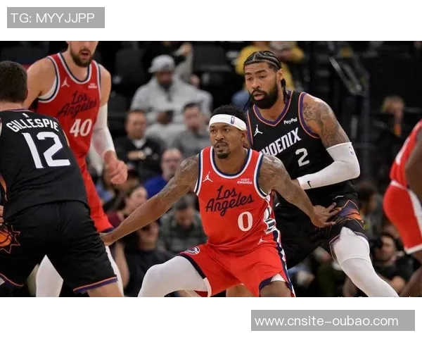 快船阵容乏力卢指导需果断调整否则恐将沦为联盟垫底球队