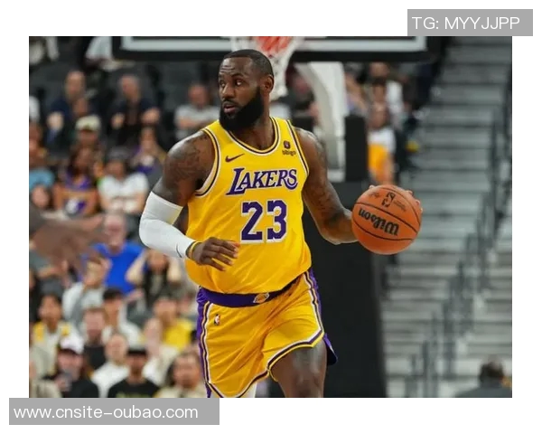 詹姆斯赛后比23手势NBA官推庆祝第23个赛季的精彩进行